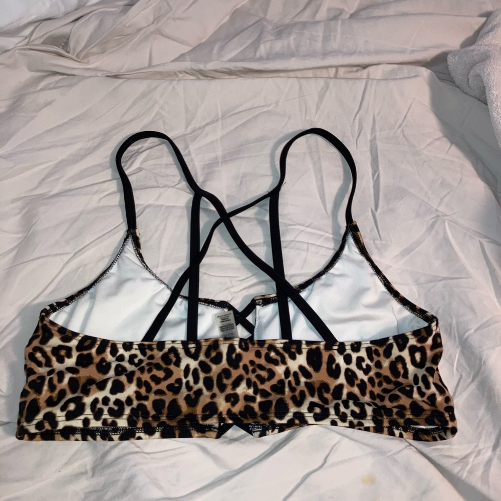 VS pink bathing suit - Picture 4 of 6